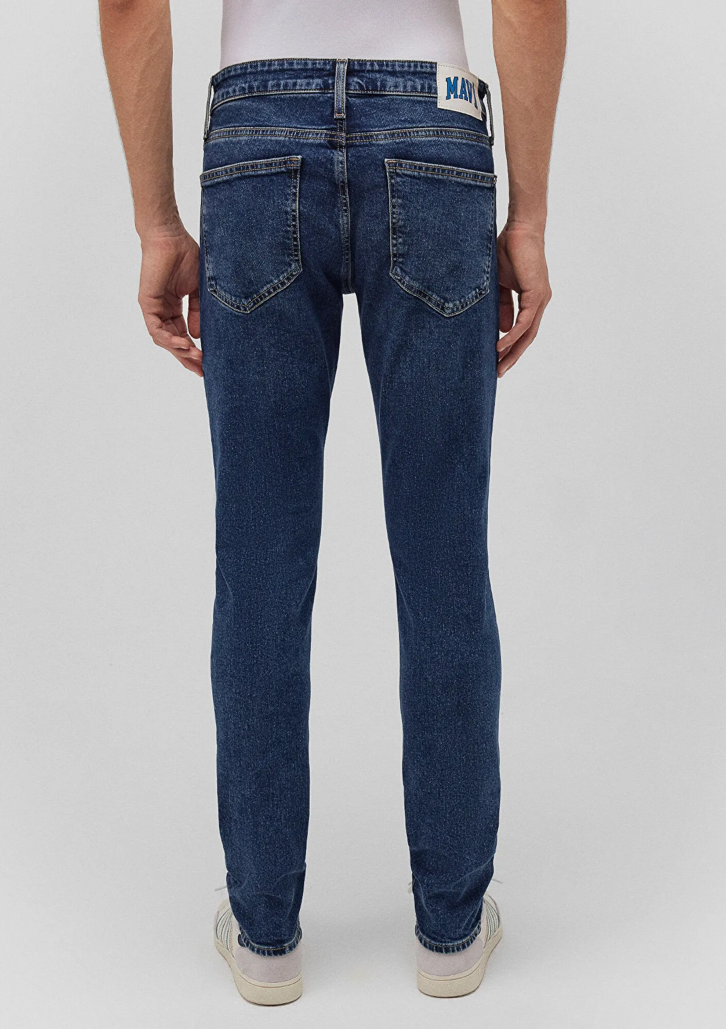 Leo Dark Vintage College Jean Pants