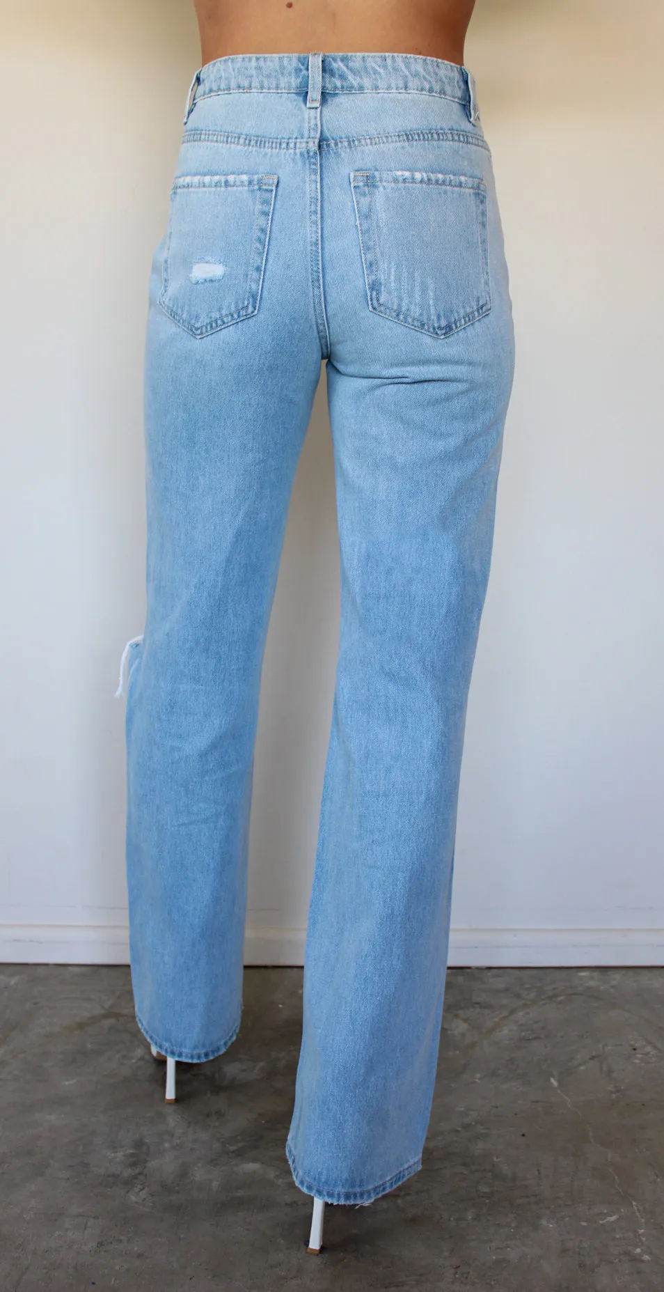 Leslie 90’s Vintage High Rise Flare Jeans