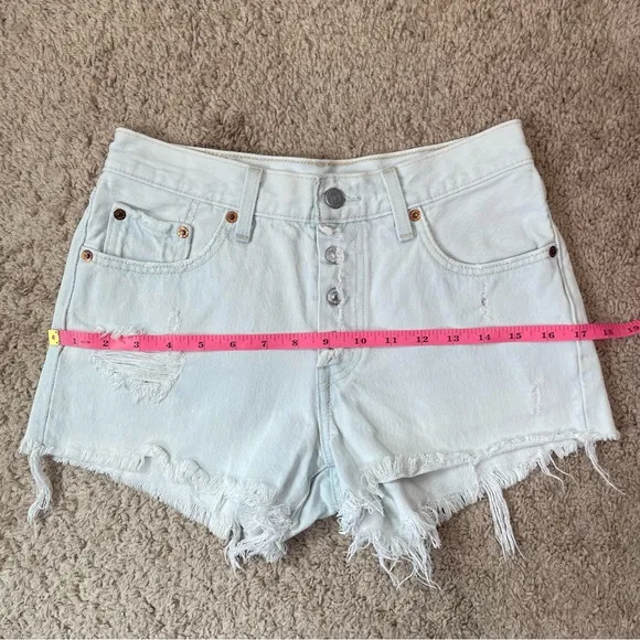 Levi’s 501 High Rise Exposed Button Fly Light Washed Denim Shorts Size 25