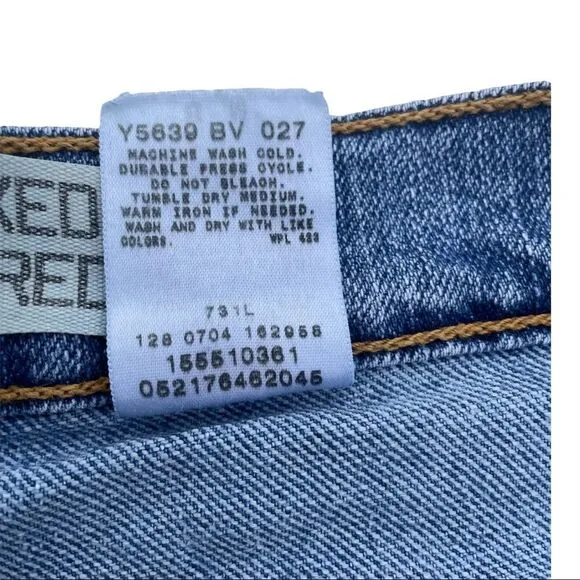 Levi’s Jean Shorts Cut Offs Distressed American Flag Button Fly Relaxed Womens 8