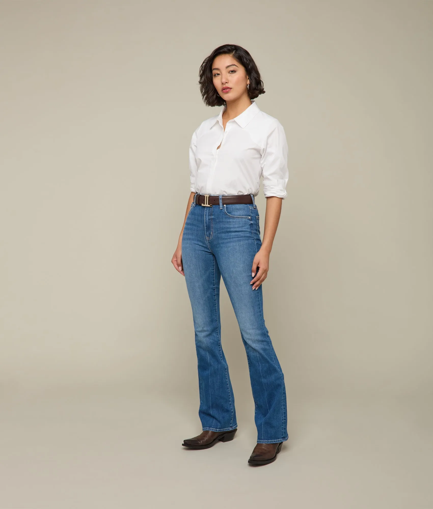 Liberty Mid-Rise Bootcut Jean :: Rustic