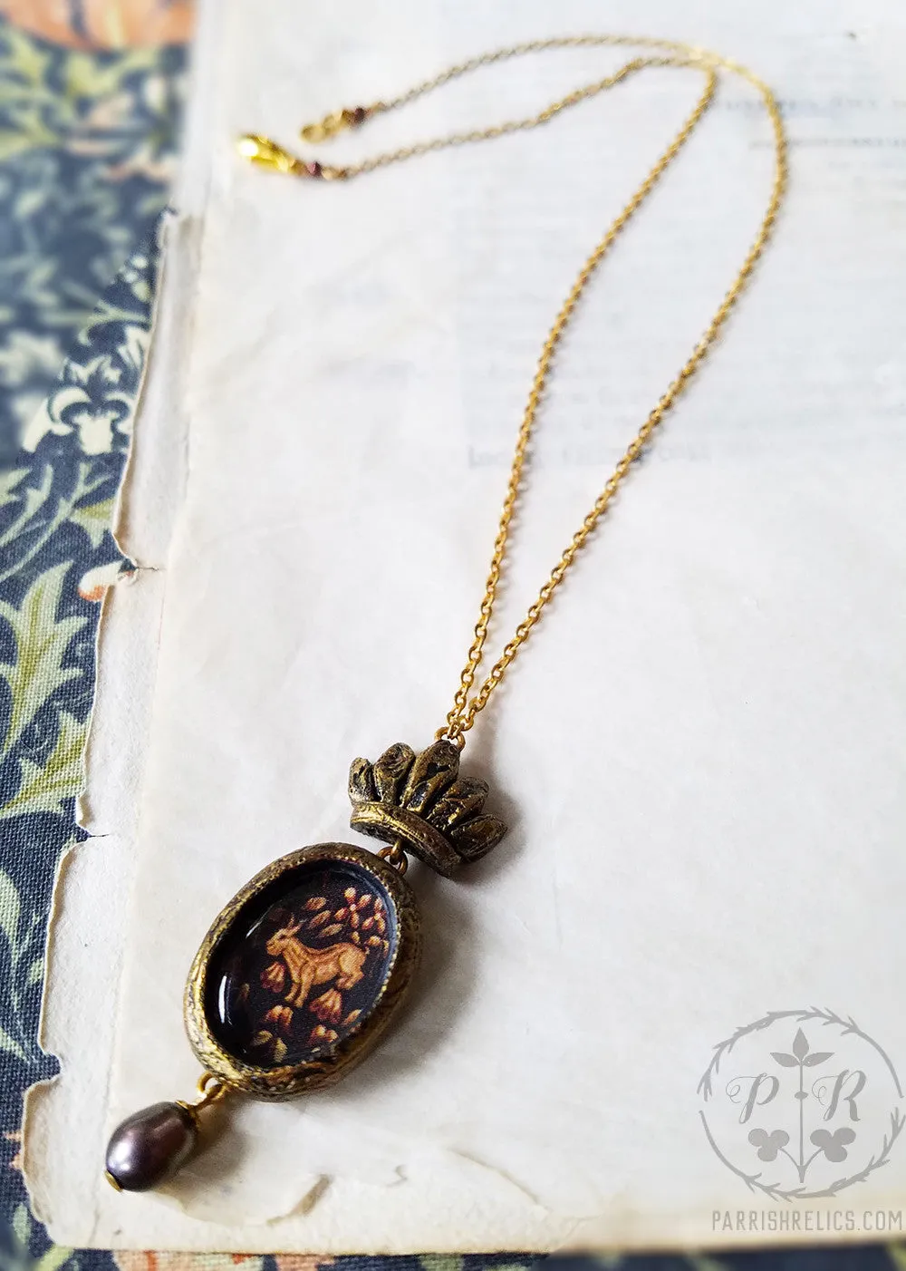 Little Goat Crowned Pictorial Shrine Amulet