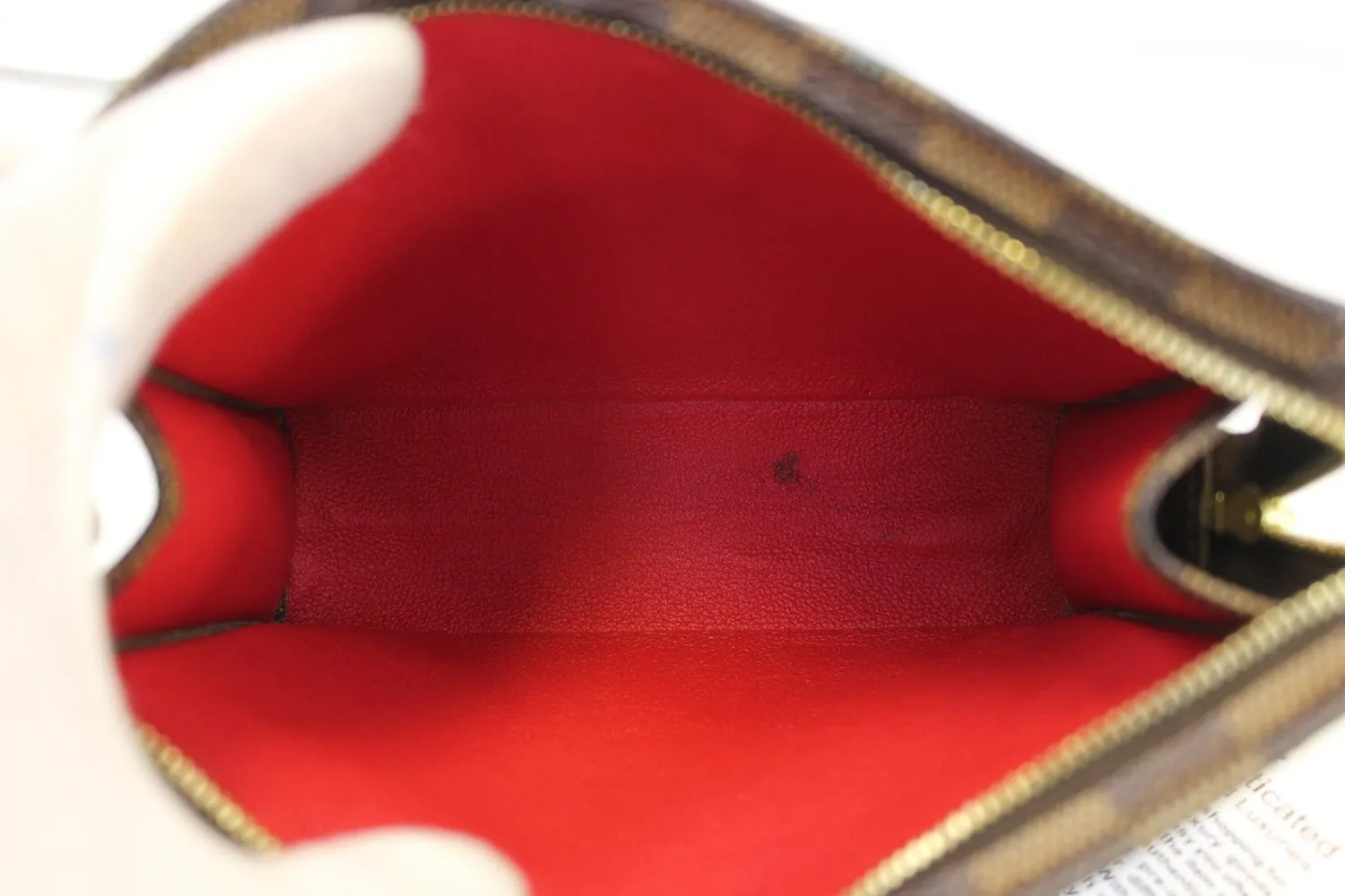 LOUIS VUITTON Damier Ebene Poche Toilette 19 Cosmetics Pouch