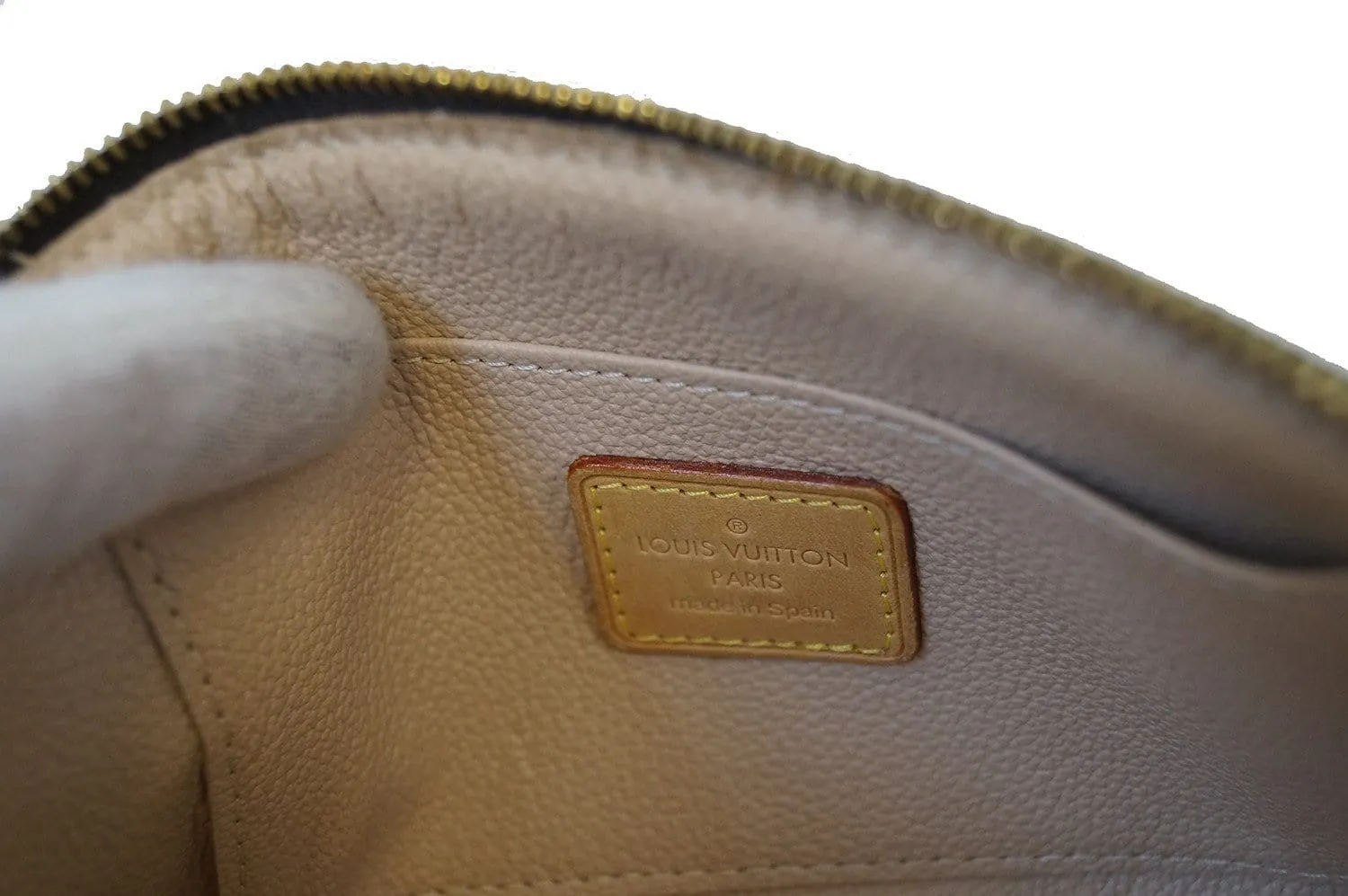 LOUIS VUITTON Monogram Pochette Cosmetic Pouch