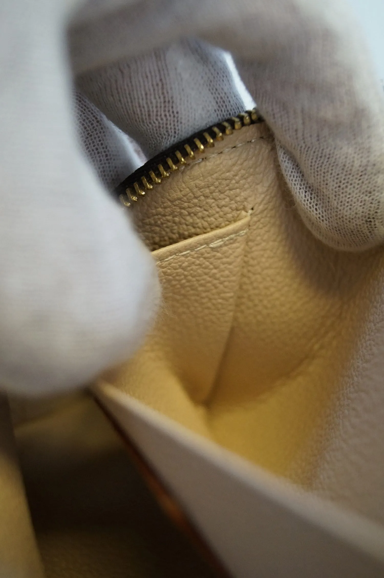 LOUIS VUITTON Monogram Pochette Cosmetic Pouch