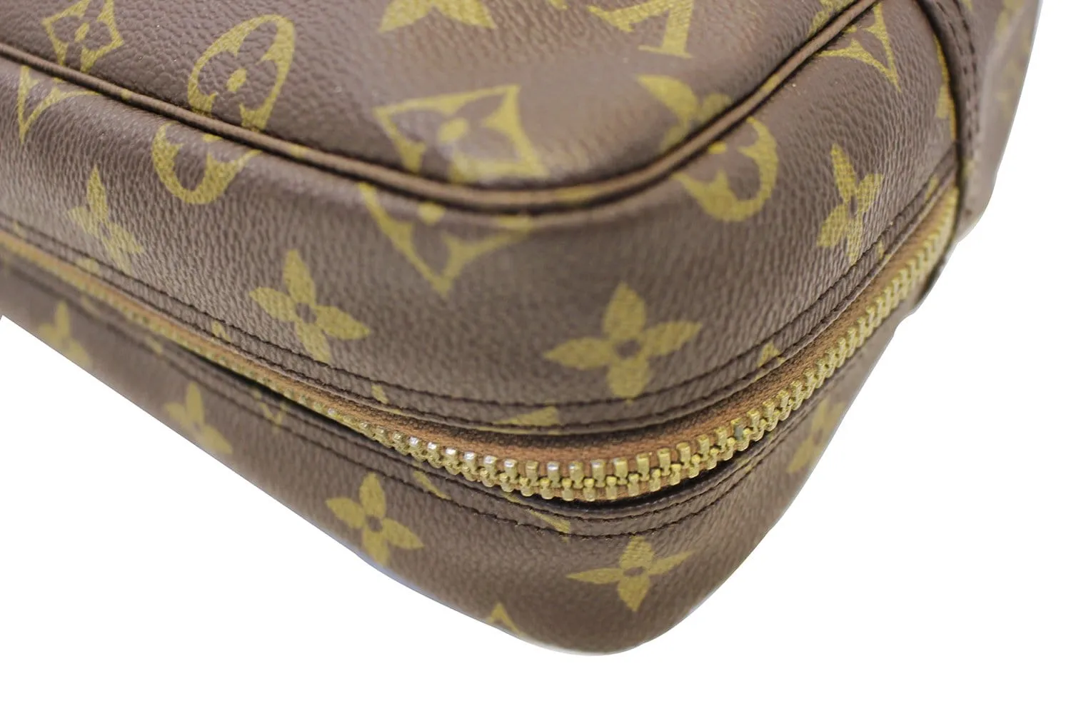 LOUIS VUITTON Monogram Trousse Toilette 28 Cosmetic Pouch