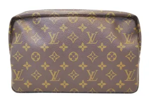 LOUIS VUITTON Monogram Trousse Toilette 28 Pouch
