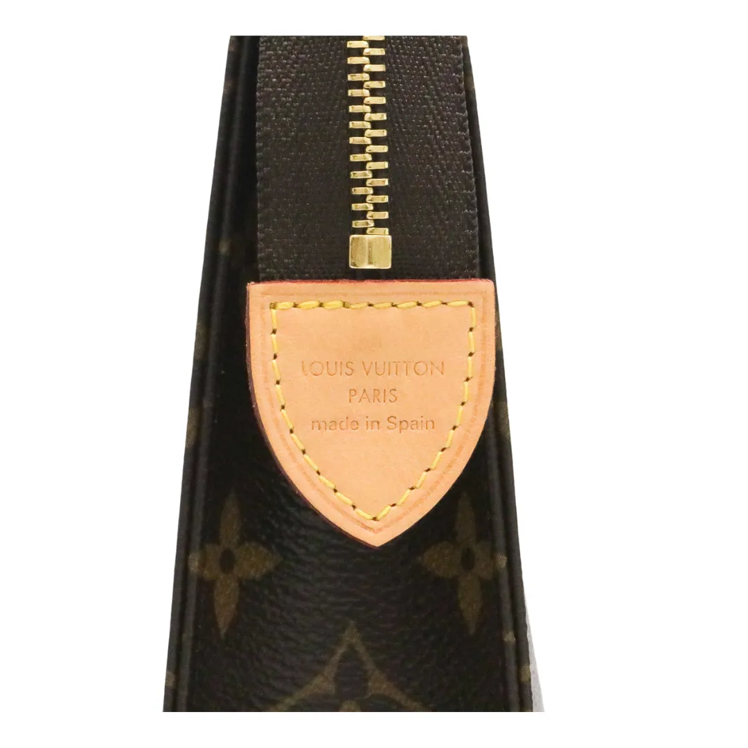 LOUIS VUITTON TOILETRY POUCH 26