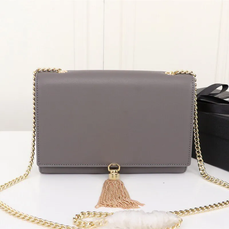 Luxury Chain Wallet With Tassel Designer