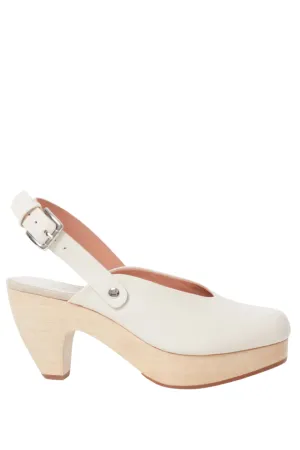 Myst Clog | Champagne