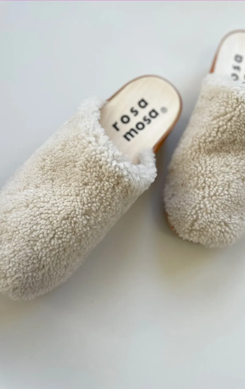 Natural Icelandic Shearling clogs -Last pair! Size 38 (fits like a 9)