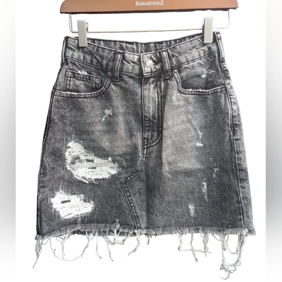 New! SER.O.YA Revolve Alli Distressed Denim Mini Skirt in Phoenix Black size 25