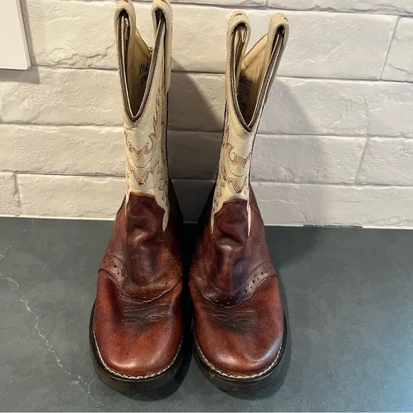 Old West boys 13.5 embroidered leather cowboy boots