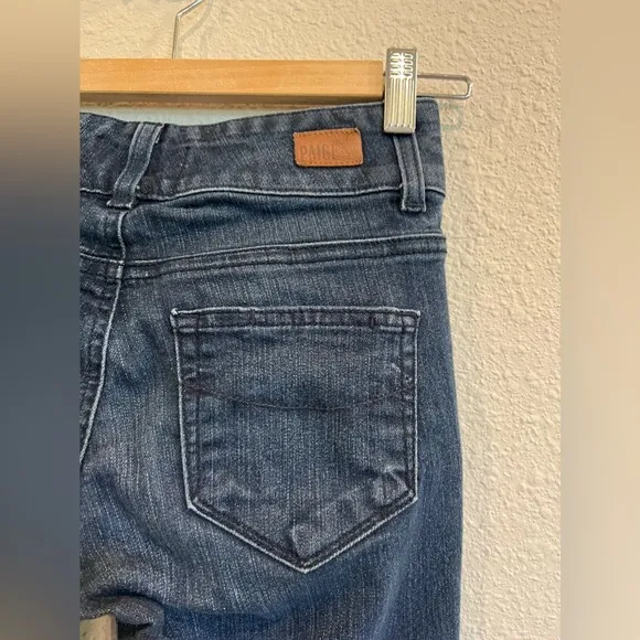 Paige Hidden Hills Straight Leg  Denim Jeans Size 25