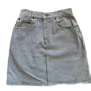 Palmetto’s Striped High Waisted Vintage 90’s Denim Skirt Womens size 11