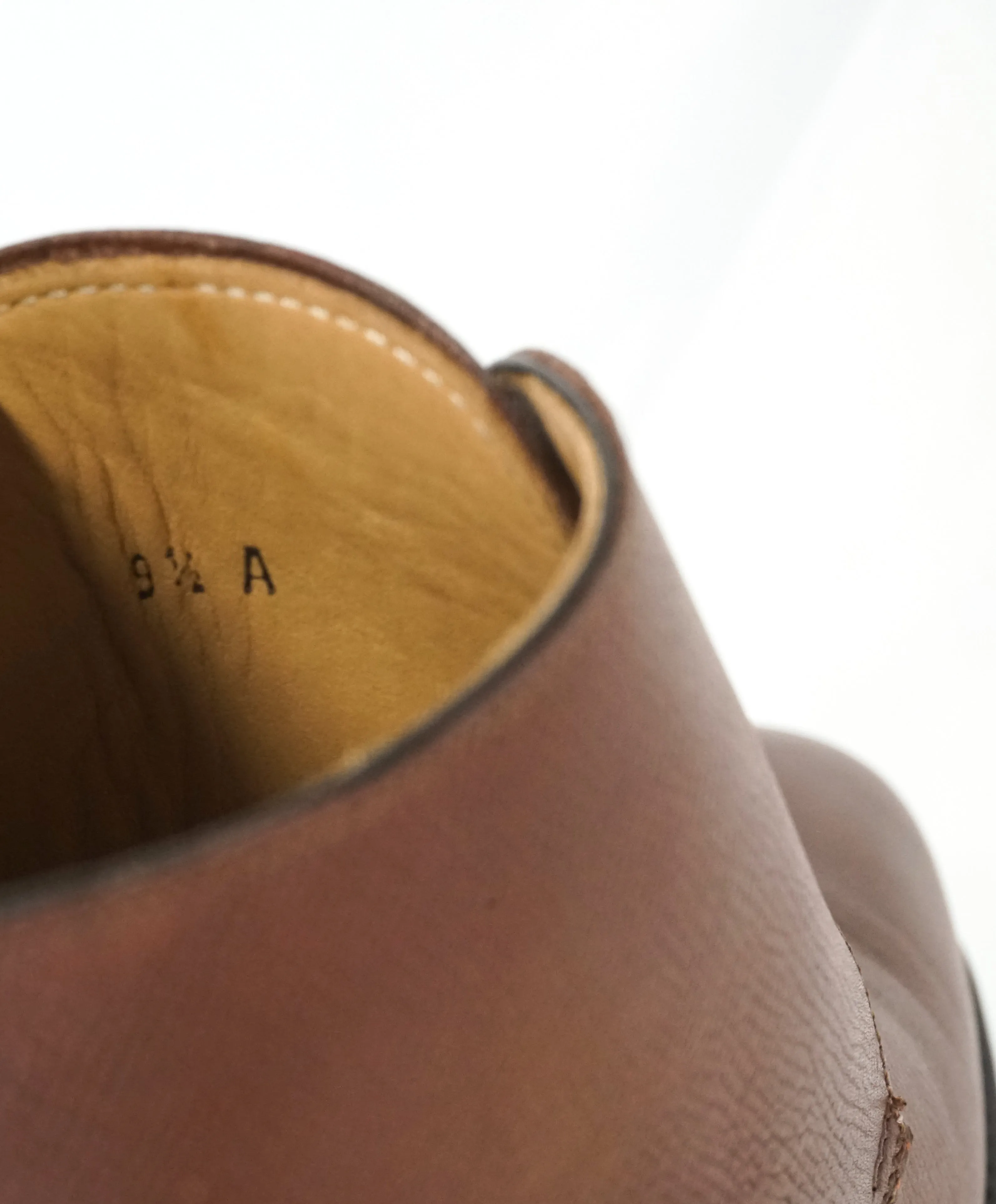 PAUL STUART - Hand Made In Italy - Pebbled Leather Chukka Boot  - 9.5A
