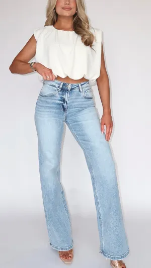 PEYTON HIGH RISE STRAIGHT DENIM JEANS