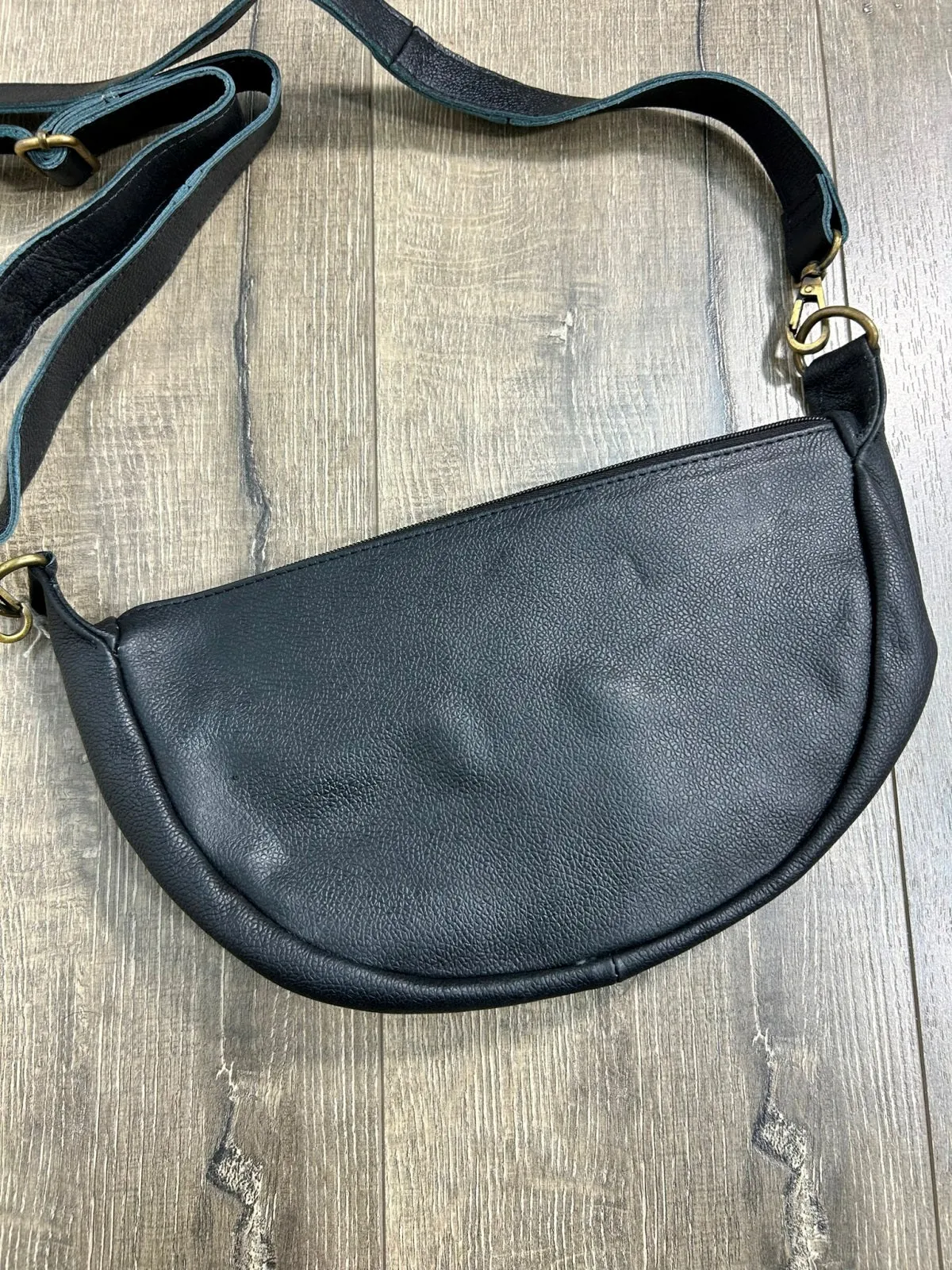 Plain Leather Shoulder Bag