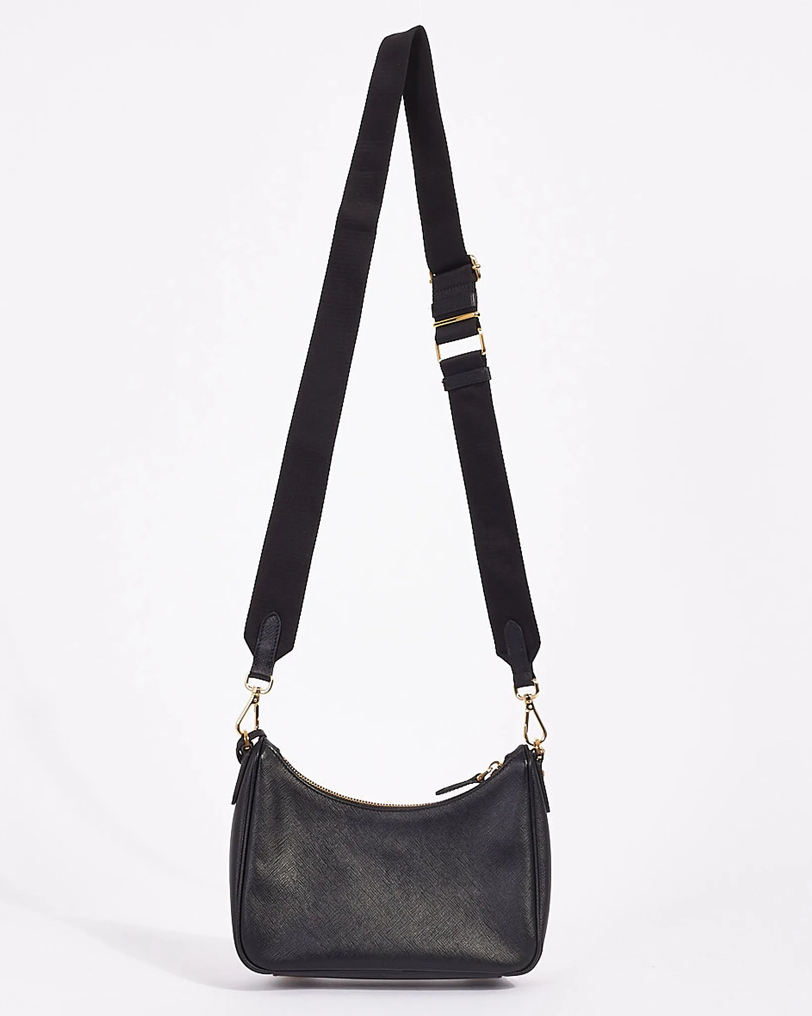 Prada Black Saffiano Leather Re-Edition 2005 Saffiano Bag