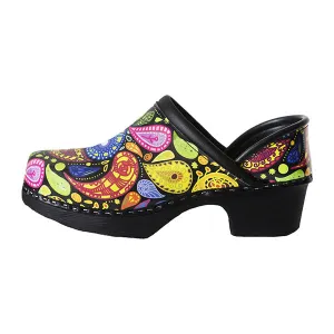 Pretty in Paisley