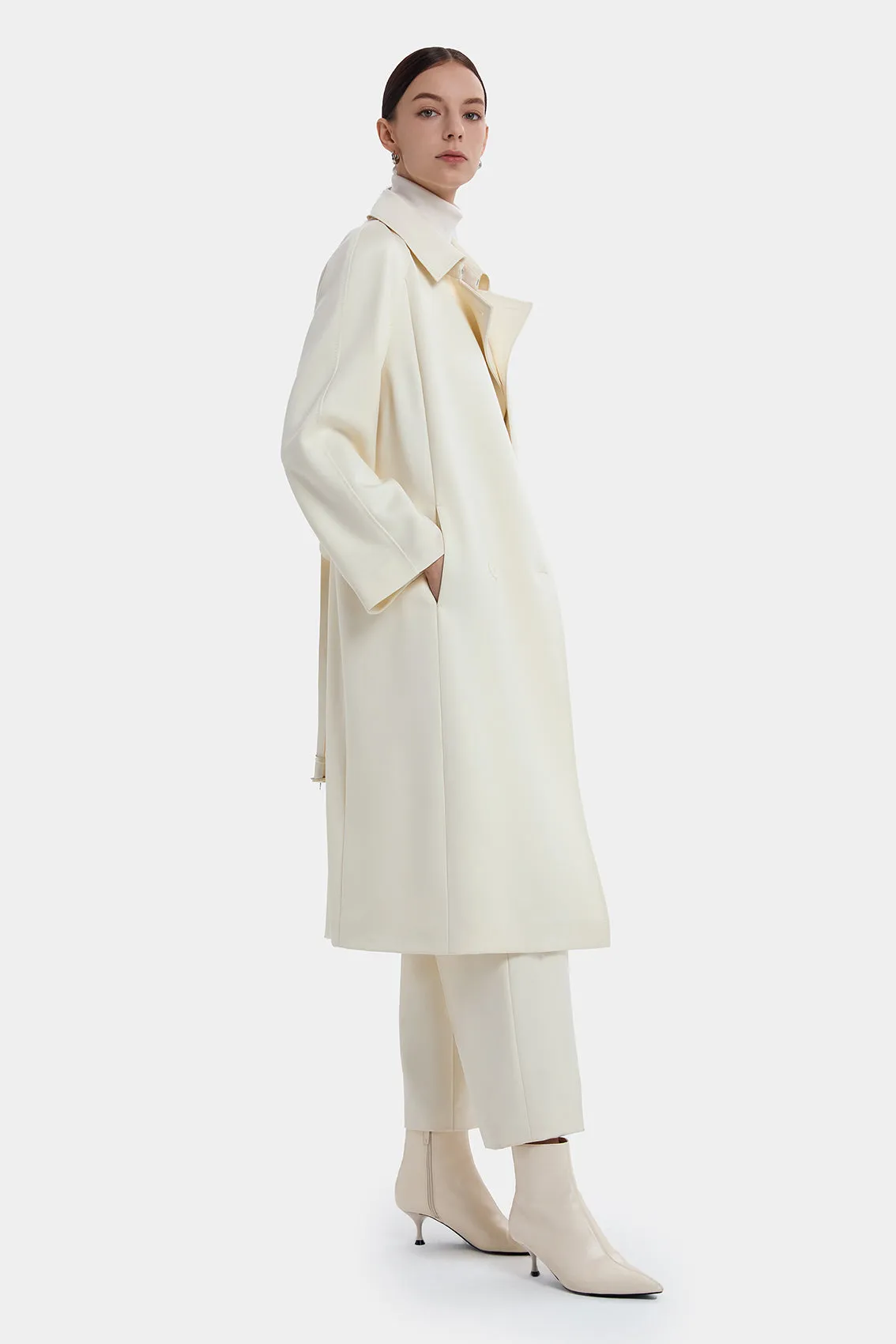 PRISTINE WHITE TRENCH