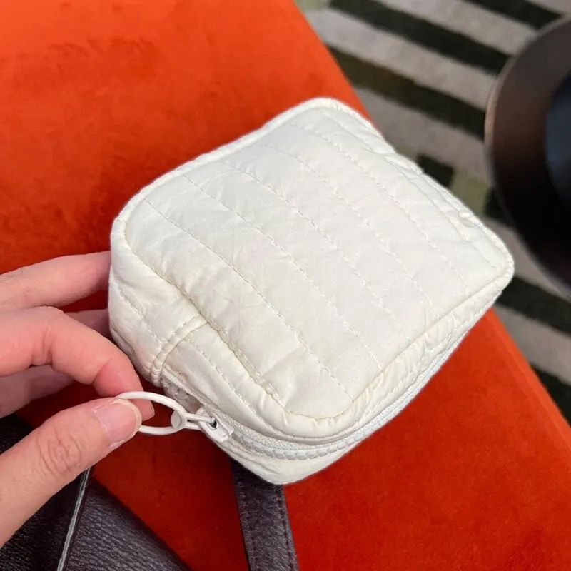 Realaiot Small Earphone Lipsticks Storage Organizer Pouch Case Mini Zipper Women's Makeup Cosmetic Bag Coin Purse Wallet Teacher Gifts