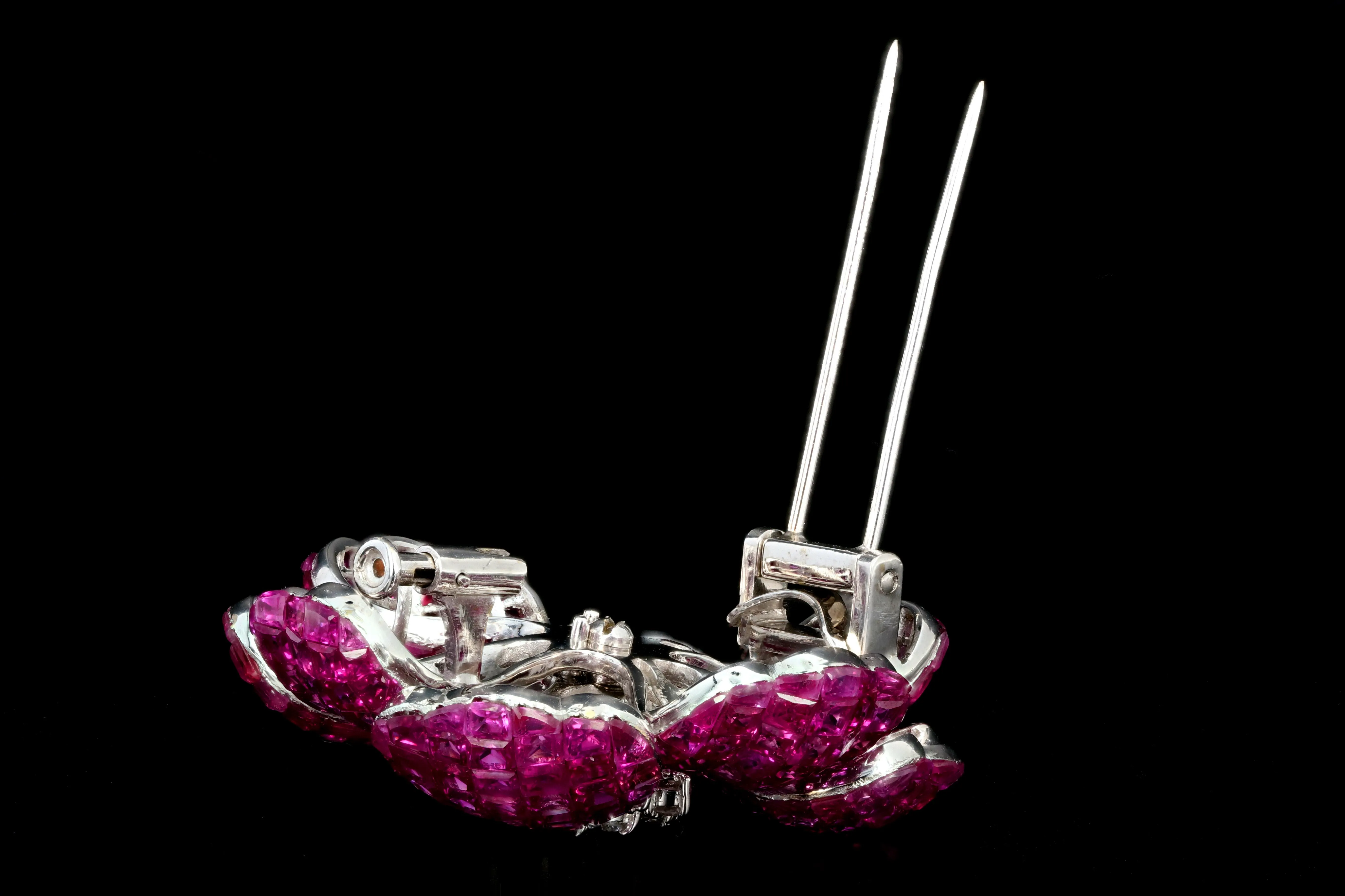 Retro 18K White Gold 25 Carat Ruby and 1 Carat Diamond Flower Brooch
