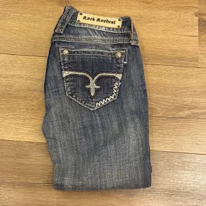 Rock revival Erin Capri size 26