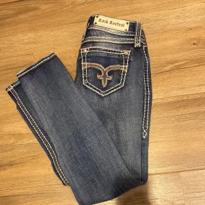 Rock revival Erin skinny size 26