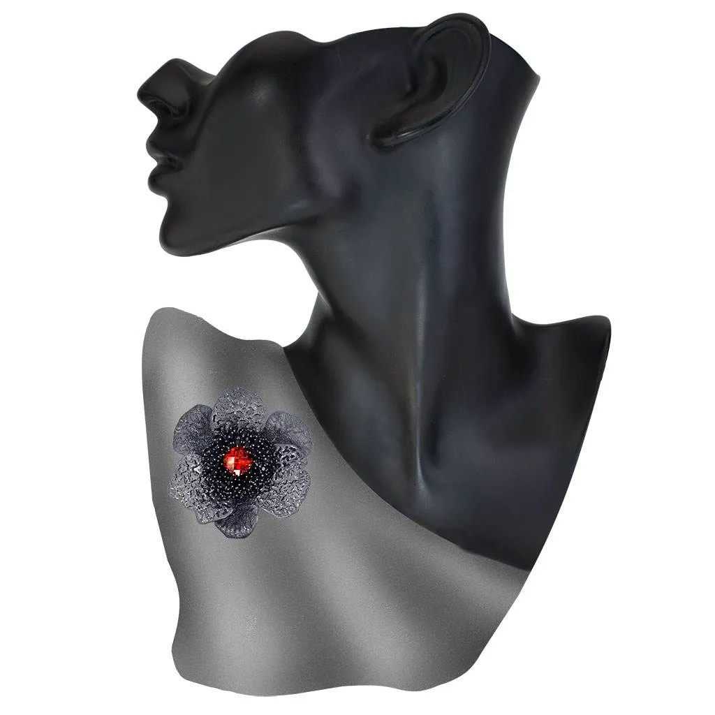 Silver Coronaria Brooch/Pendant with Red Crystal