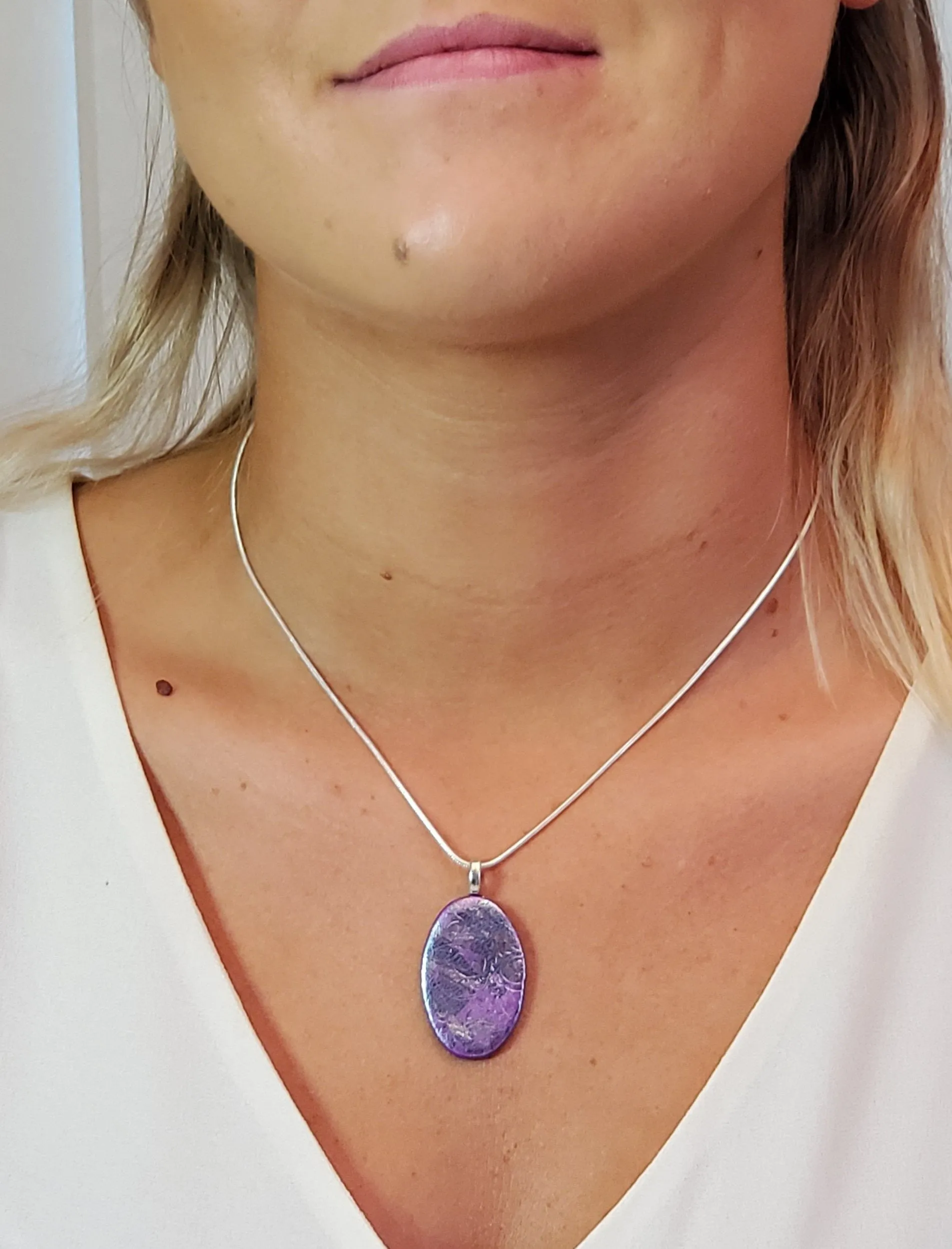 Small Oval Pendant - Calacatta