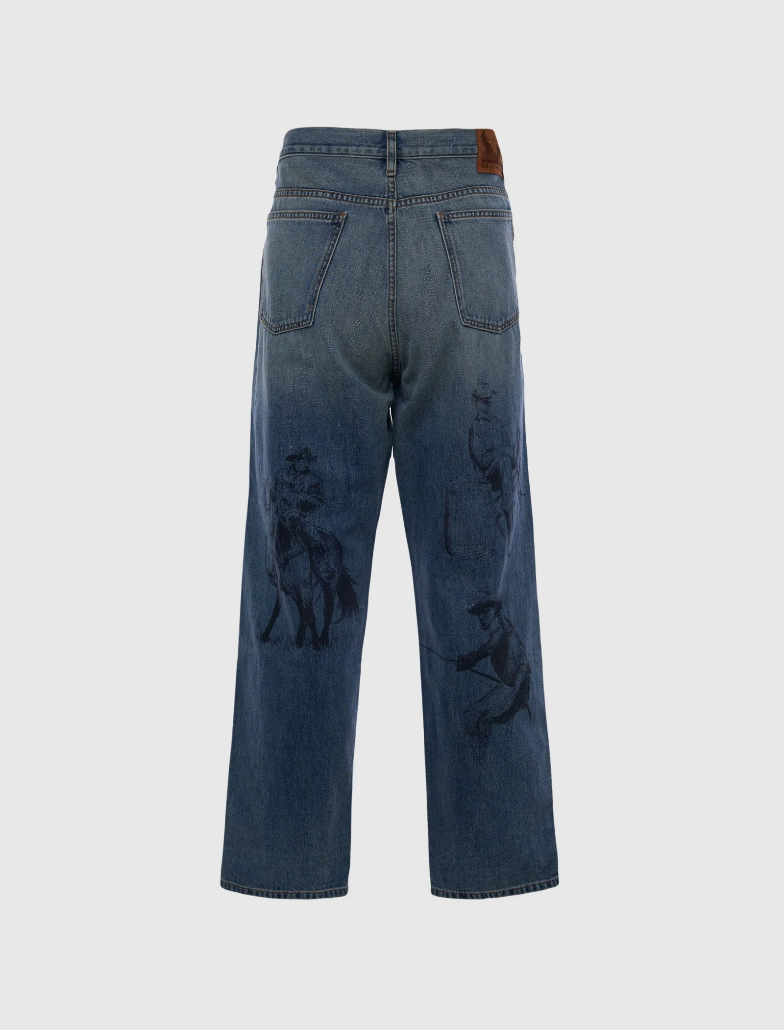 STRAIGHT LEG JEANS