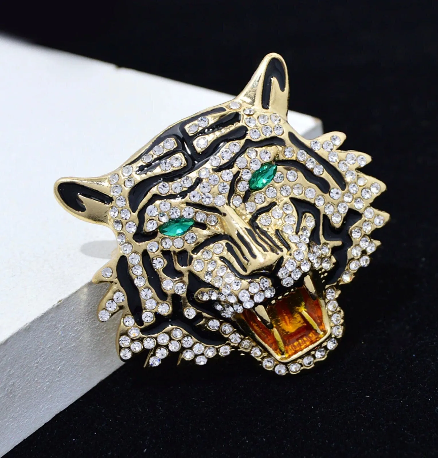 Stunning gold plated retro tiger leopard  king celebrity brooch broach pin jjj27