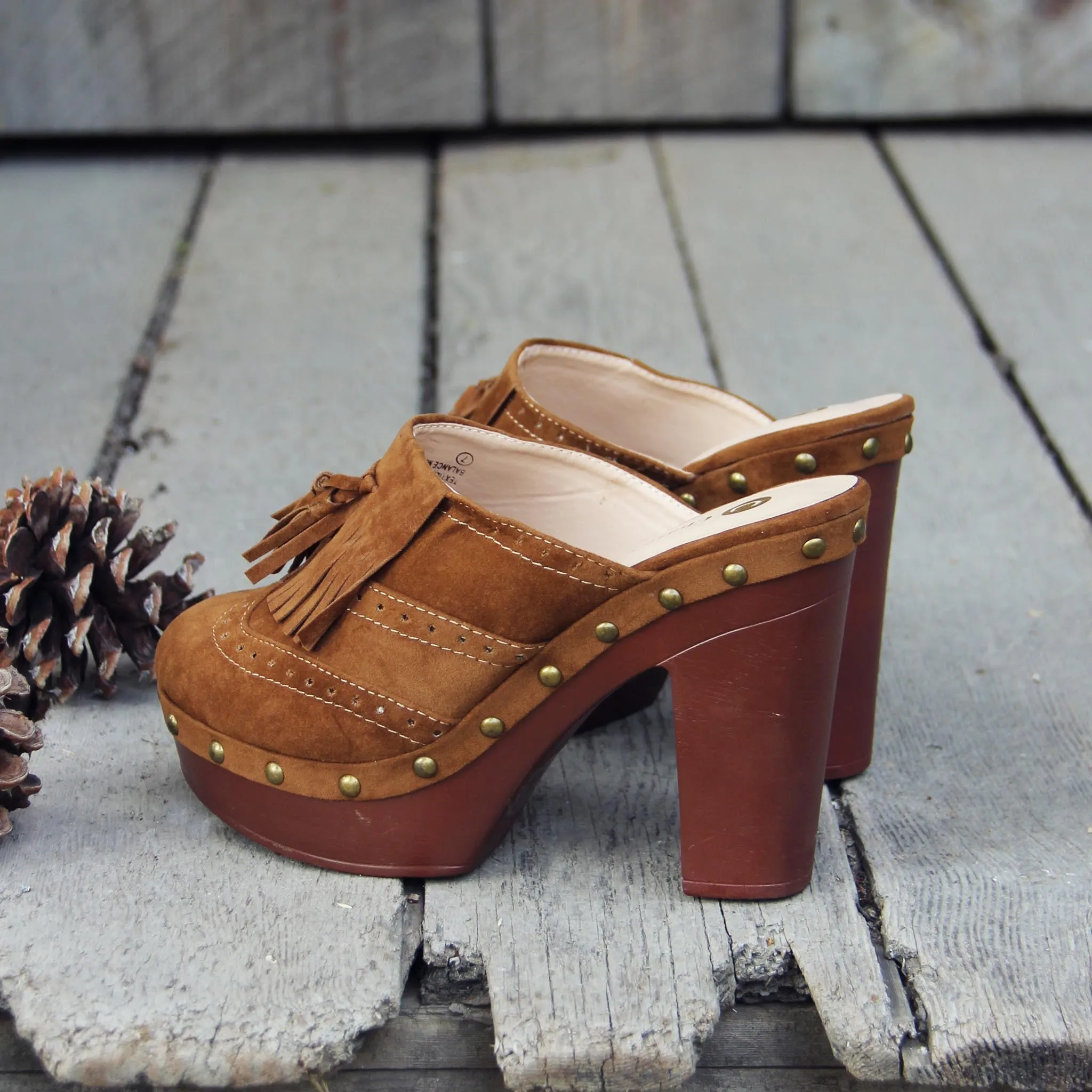 The 70's Tassel Wedges
