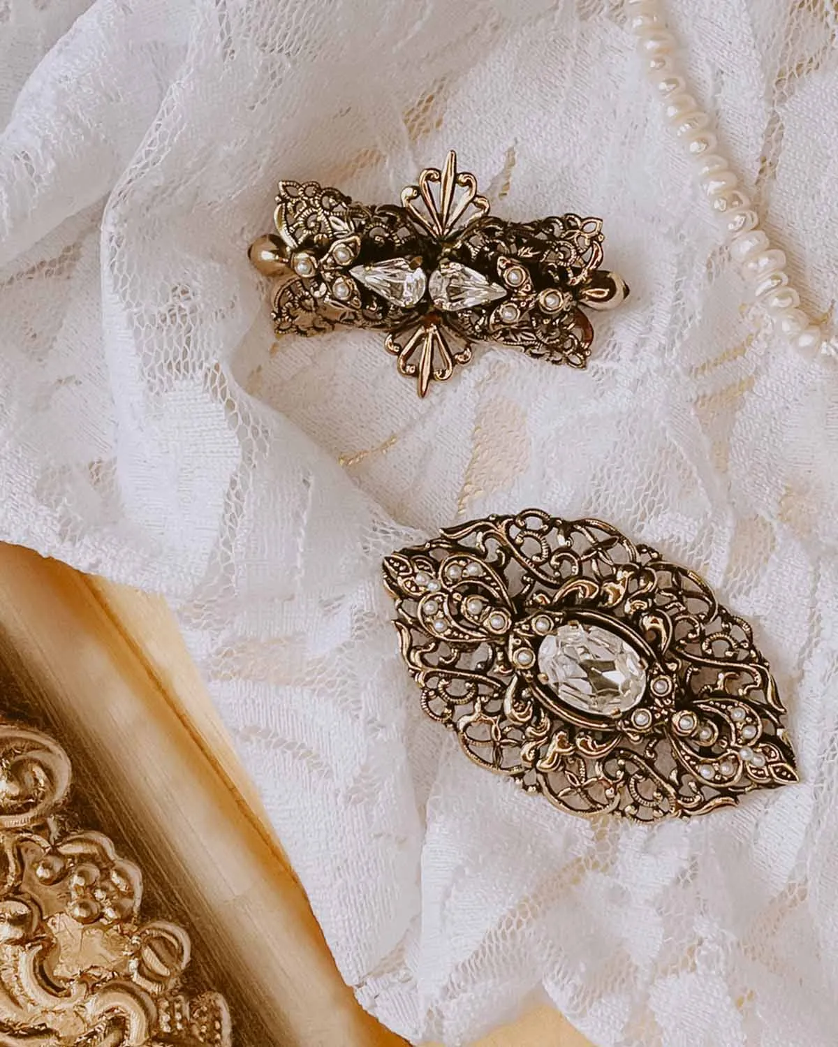 The Cortona Brooch (That's Amore Edition)