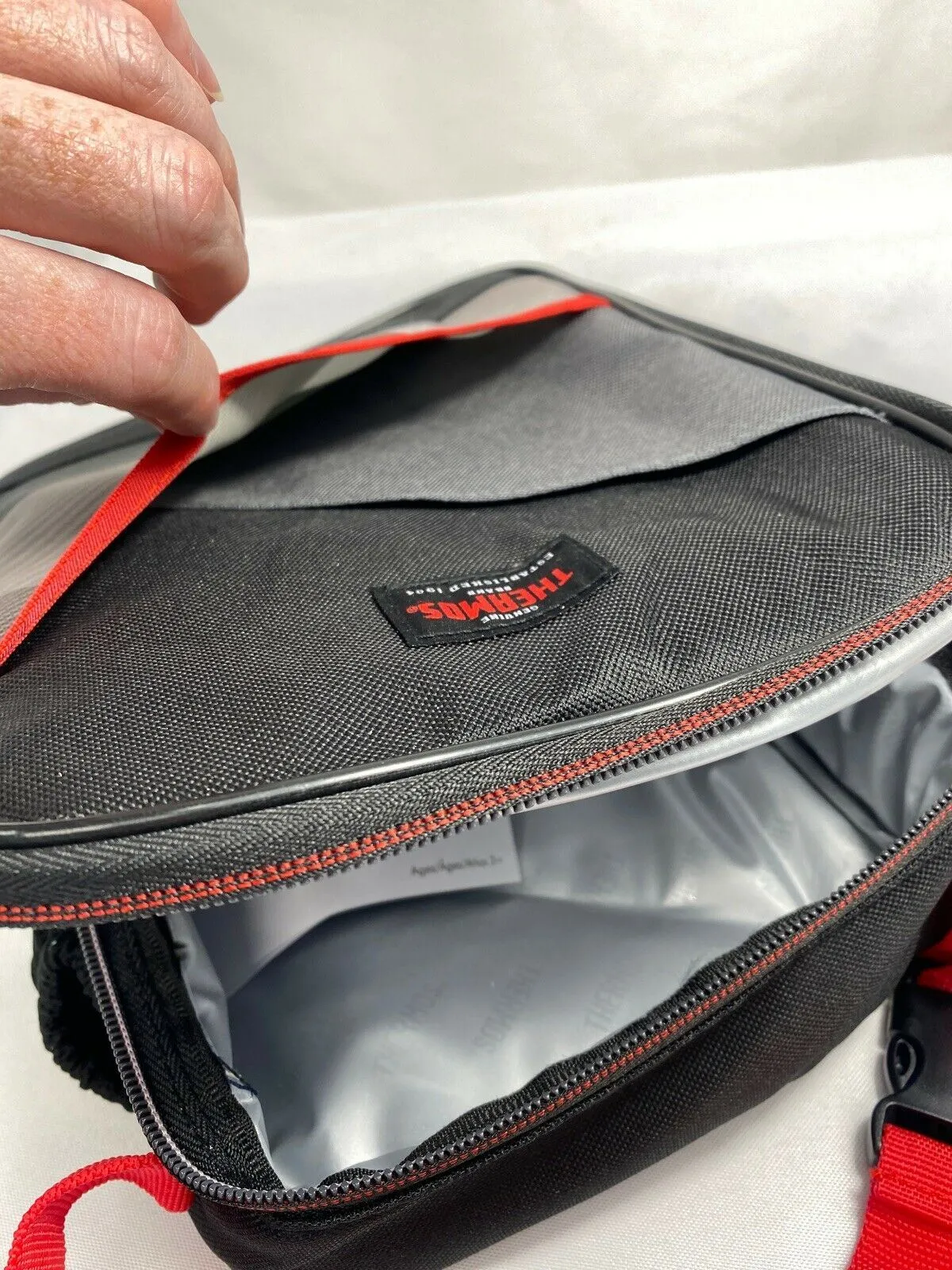 THERMOS BRAND INSULATED LUNCH KIT Box Bag Red Grey  Black Hot Cold Travel