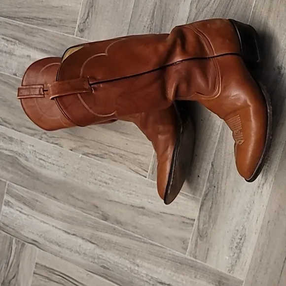 Tony Lama tall chestnut cowboy boots 8EE