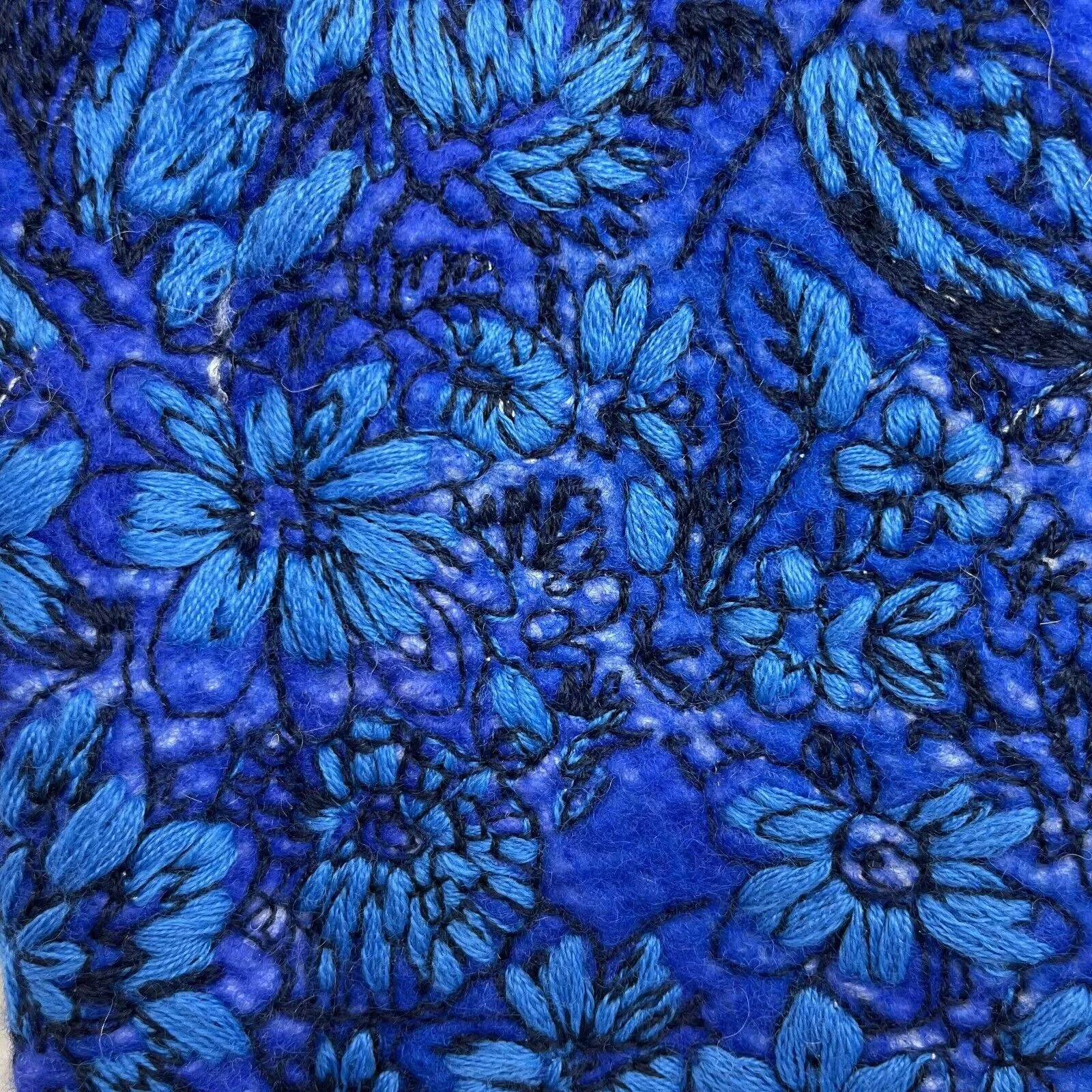 Valentino - Runway Cream / Blue Orchid Intarsia Sweater Coat - S