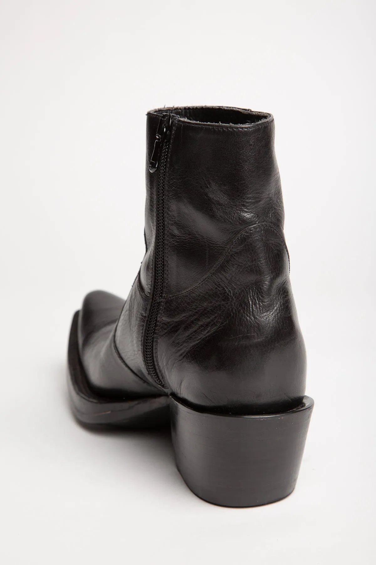 VETEMENTS | LUCCHESE COWBOY ANKLE BOOTS