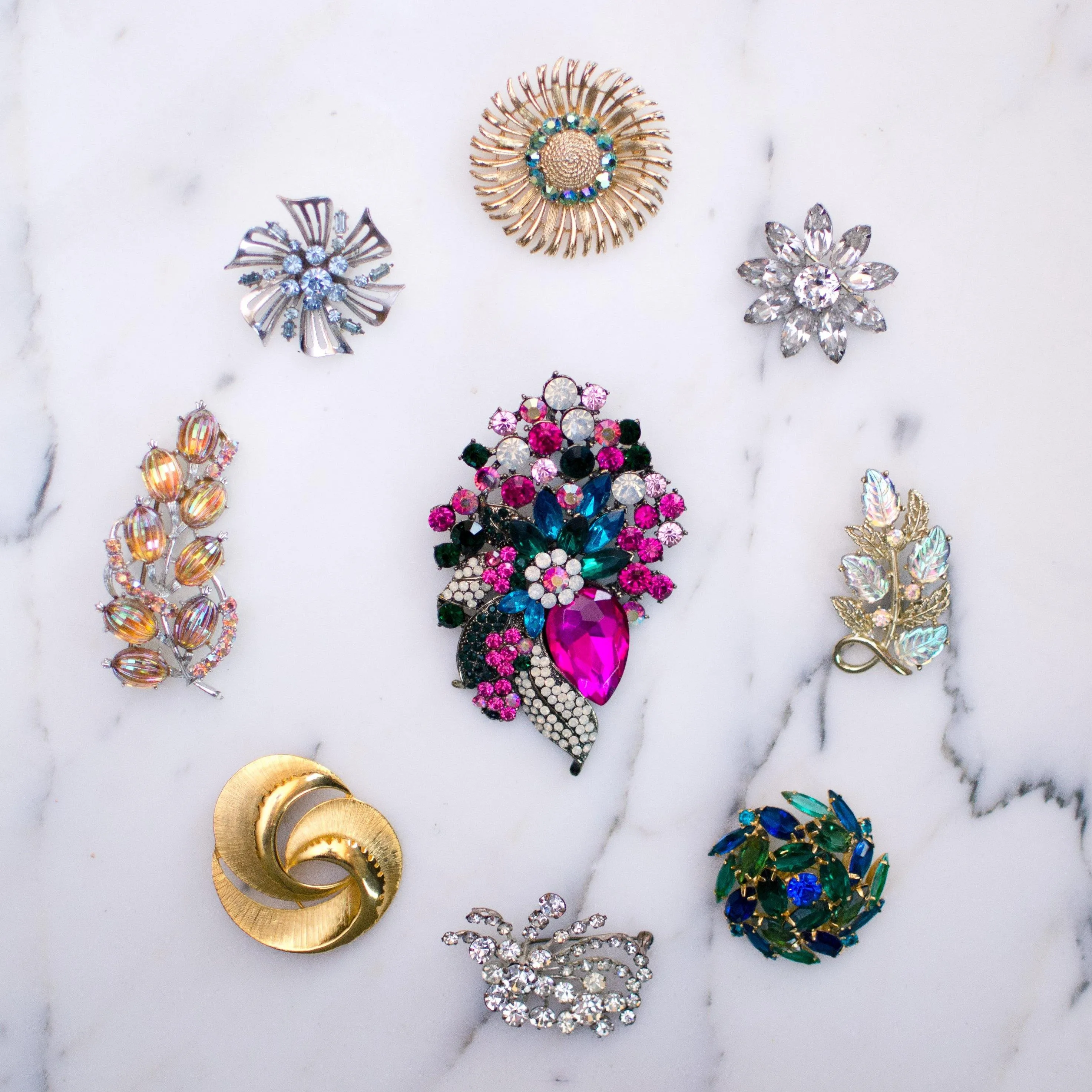Vintage 1950s Coro Pressed Gold Iridescent Glass Brooch