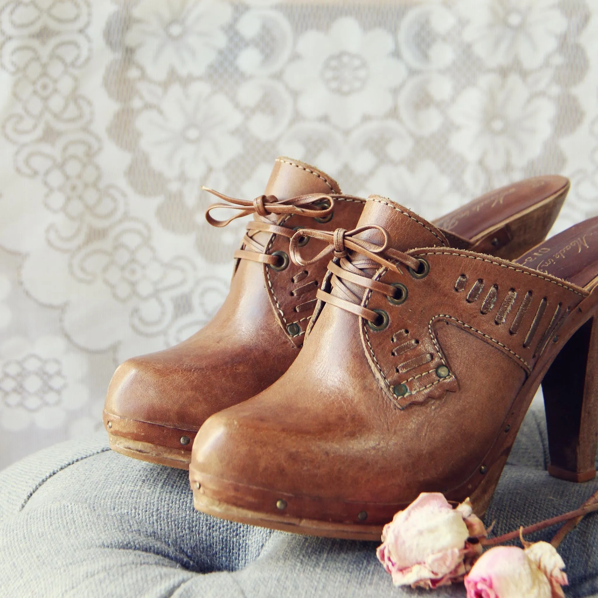 Vintage 70's Lace-up Platforms