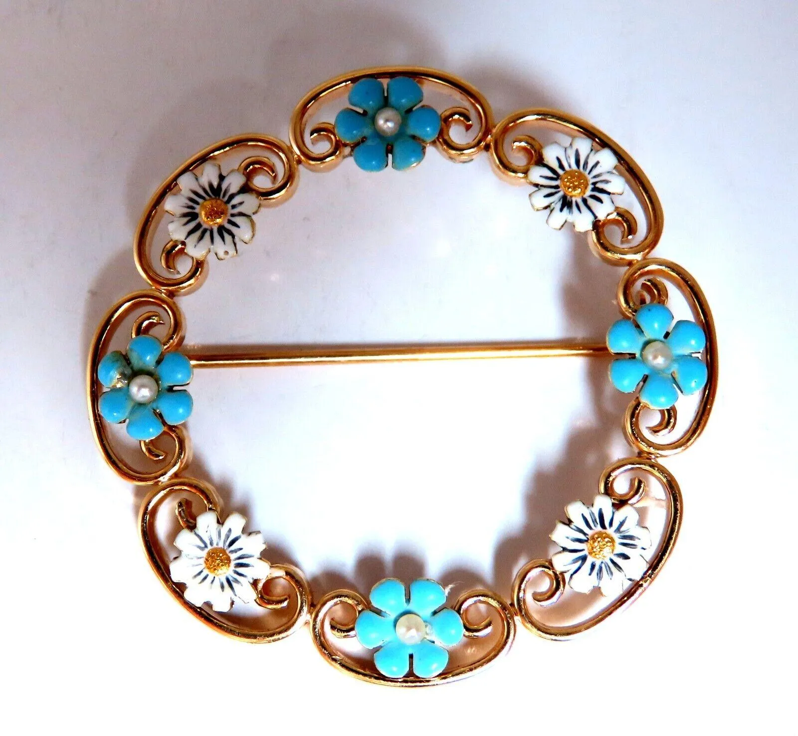 Vintage Estate Handmade Enamel White Blue Daisy Circle Pin 14kt 11791