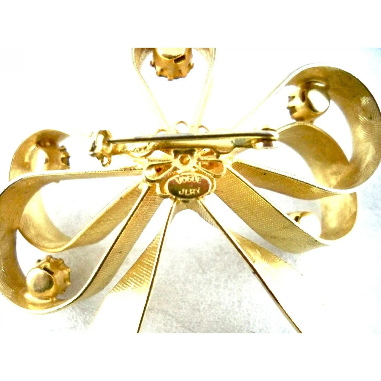 Vintage Goldtone/ Ruby Red Stones  Bow Brooch Vogue Jewels 1950s