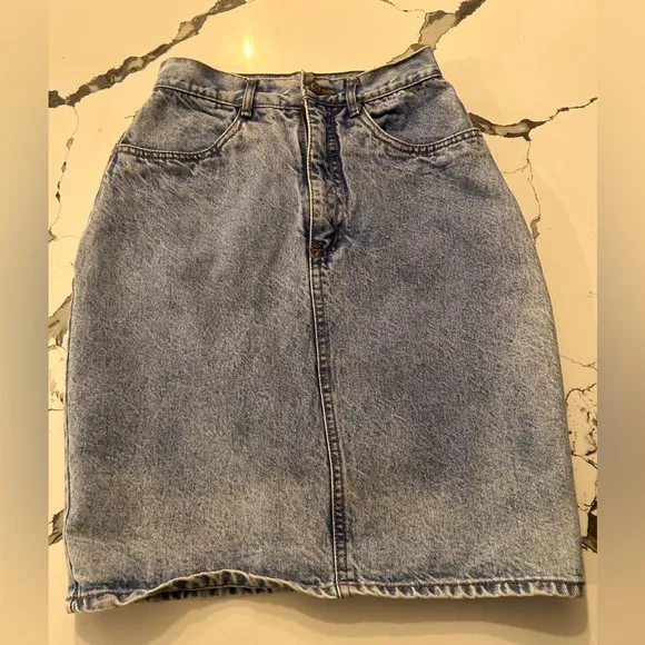 Vintage high waisted Denim Skirt bow detail