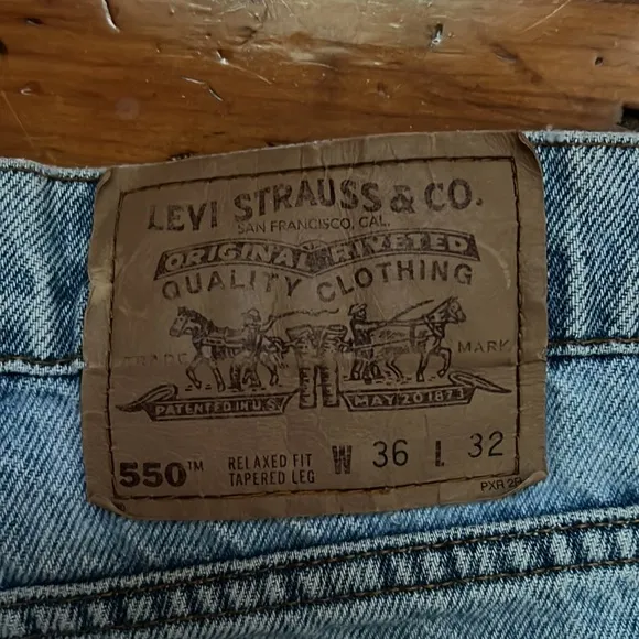 VINTAGE LEVI Cutoffs 550