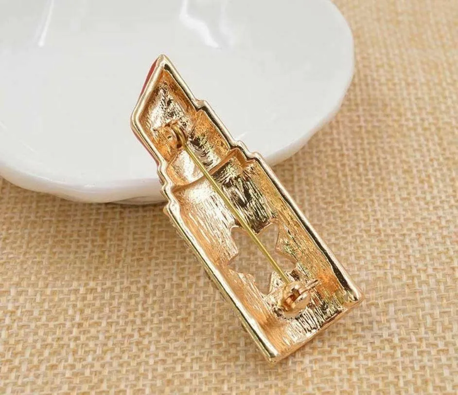 Vintage look gold plated celebrity lipstick brooch suit coat broach cake pin z4