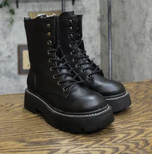Wild Fable  Logan Wide Width Lug Combat Boots with Memory Foam Insole Black 6W