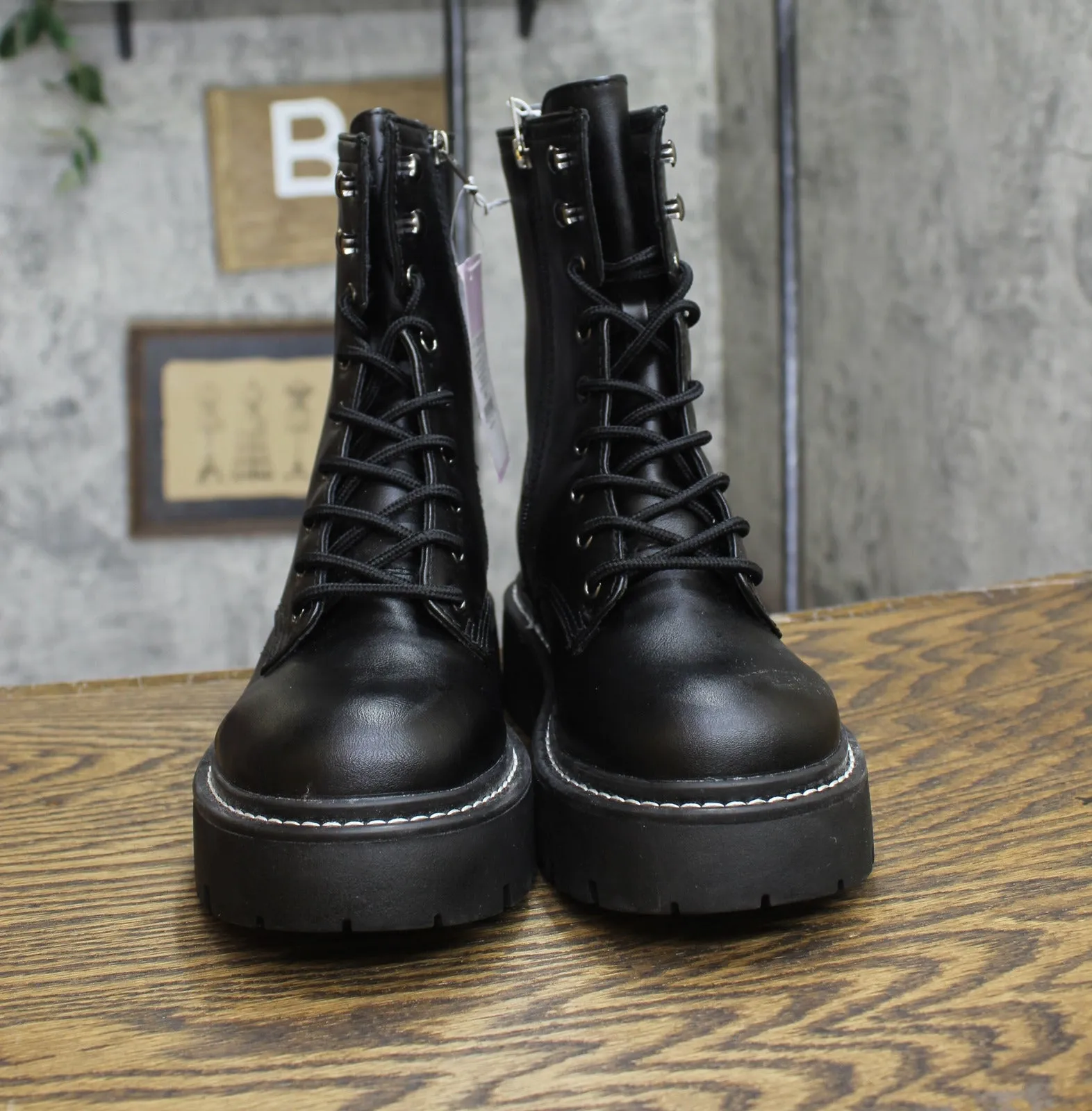 Wild Fable  Logan Wide Width Lug Combat Boots with Memory Foam Insole Black 6W