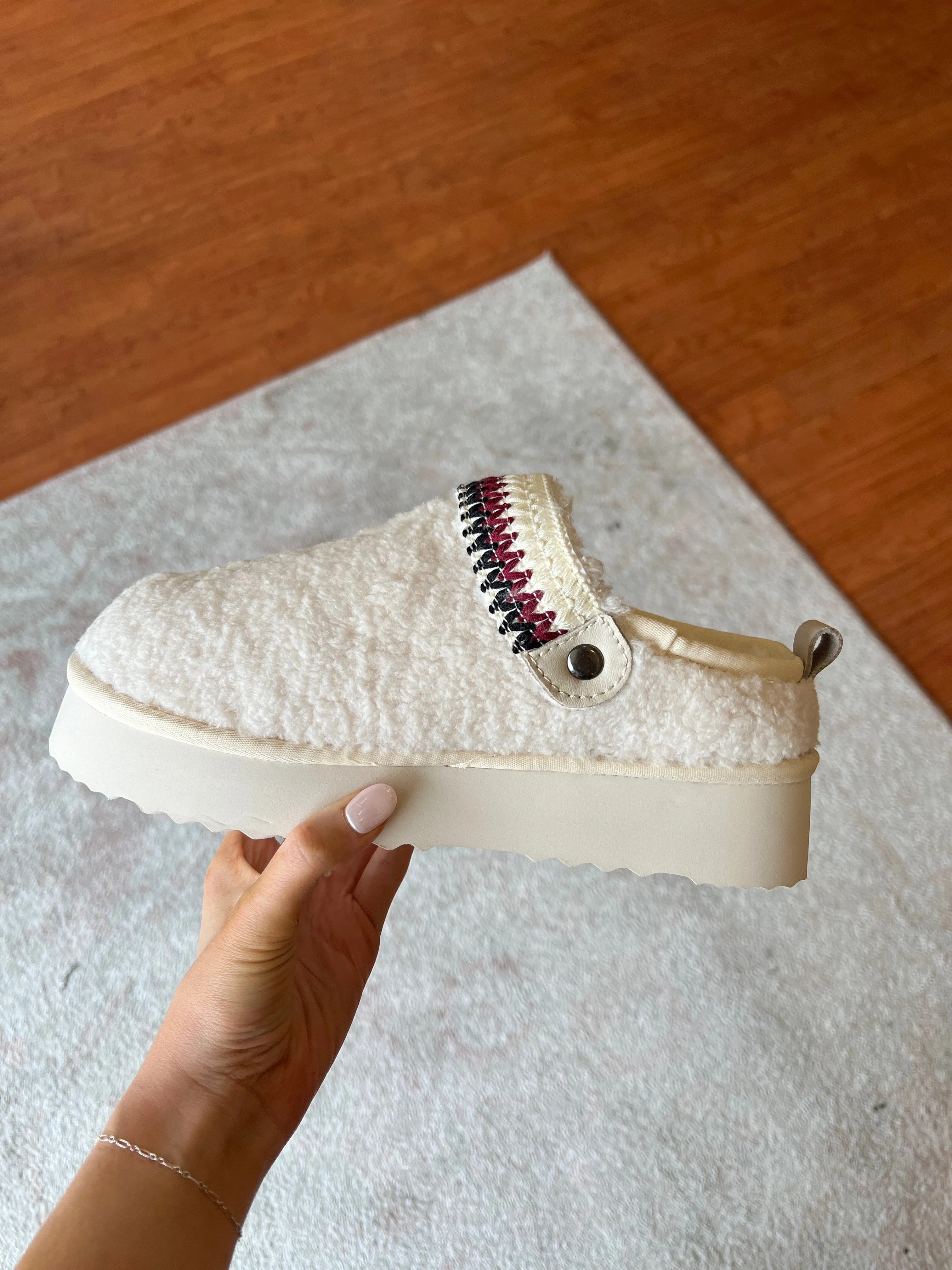 Willow Slip On- Ivory