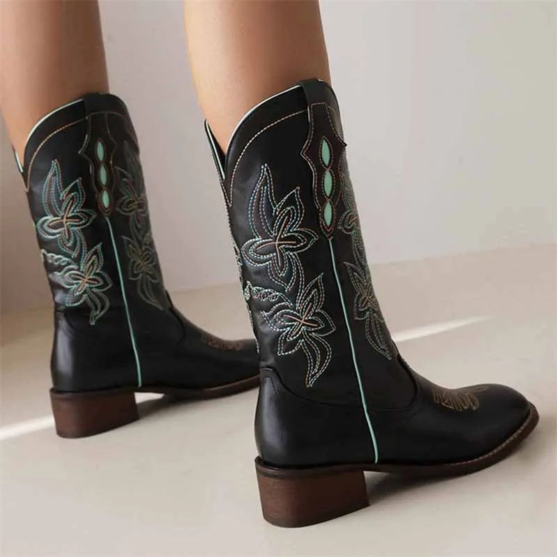Women's Western Cowgirl Cowboy Boots Wide Calf Embroidered Boot